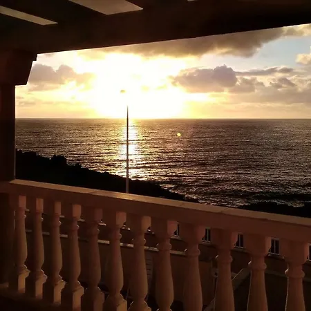 Seafront Sunrise منزل للإقامة El Médano